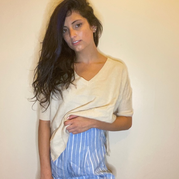 Comfy warm off white t-shirt - Picture 3 of 3